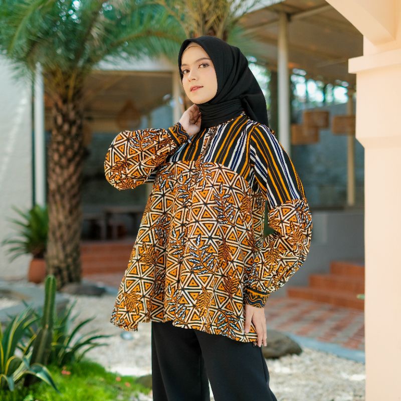 Zara blouse batik motif kekinian batik kantor wanita sogan modern