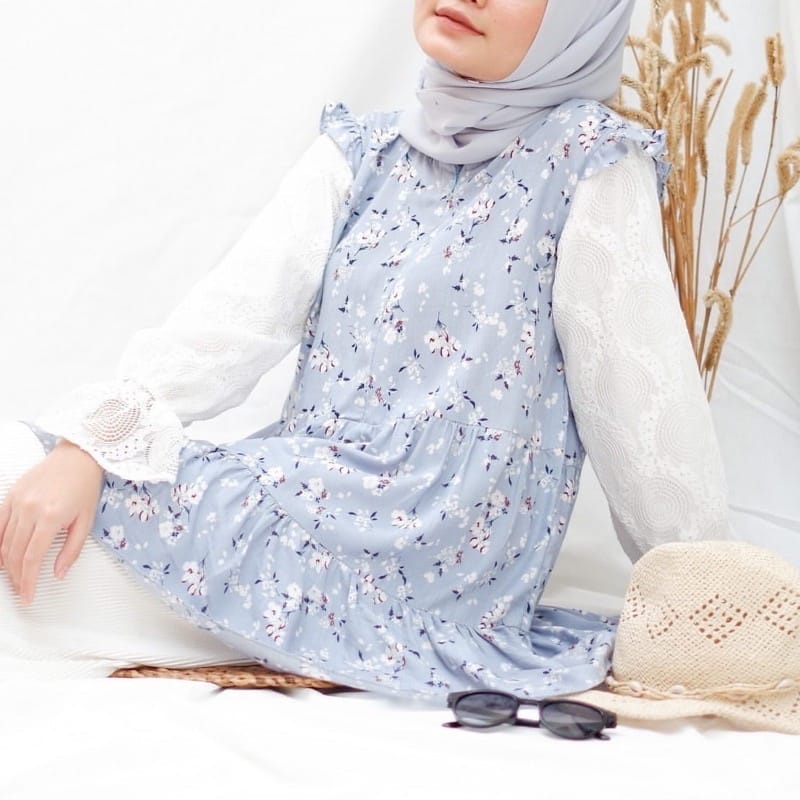 Outer Baloon Biru Muda
