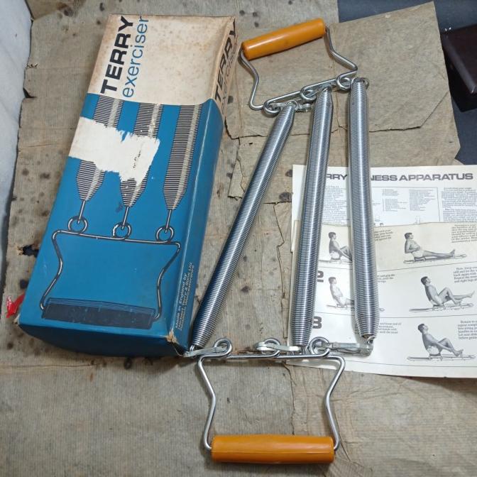 Chest Expander Fitness Gym Olahraga Asli England