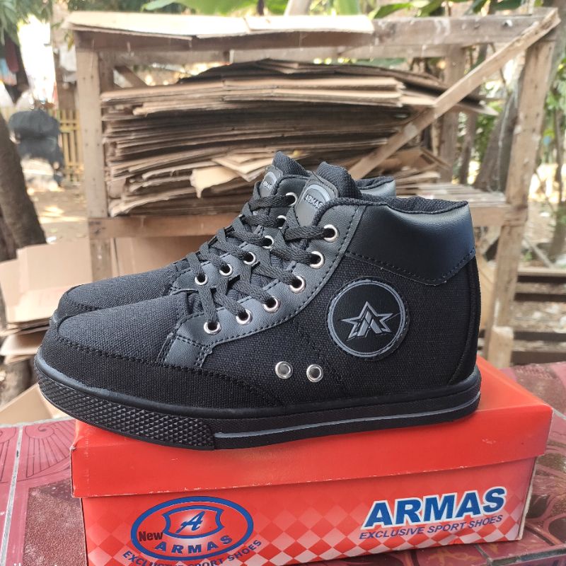 sepatu sekolah hitam / sepatu anak SMP-SMA/ sepatu armas size 37-39-40-41