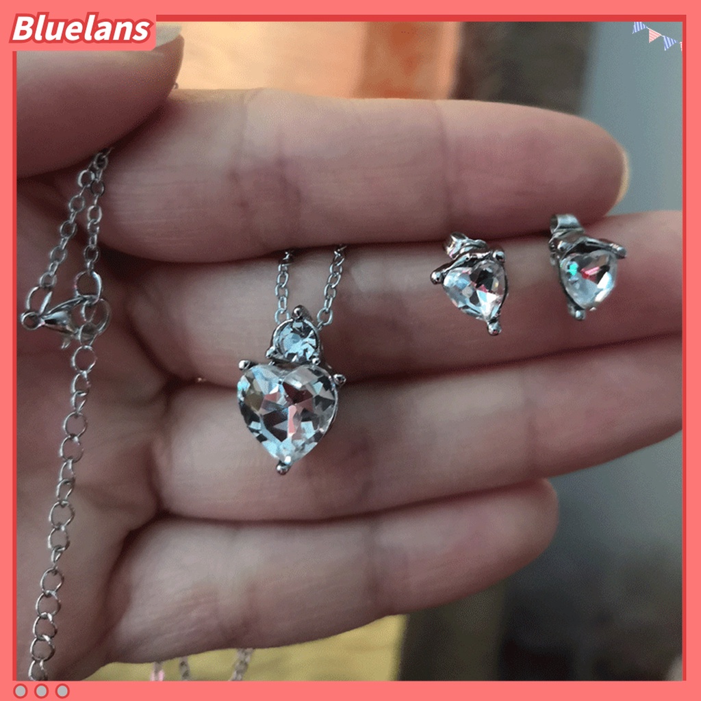 1 Set Perhiasan Kalung Anting Liontin Hati Aksen Berlian Imitasi Berkilau Tahan Lama Untuk Pernikahan