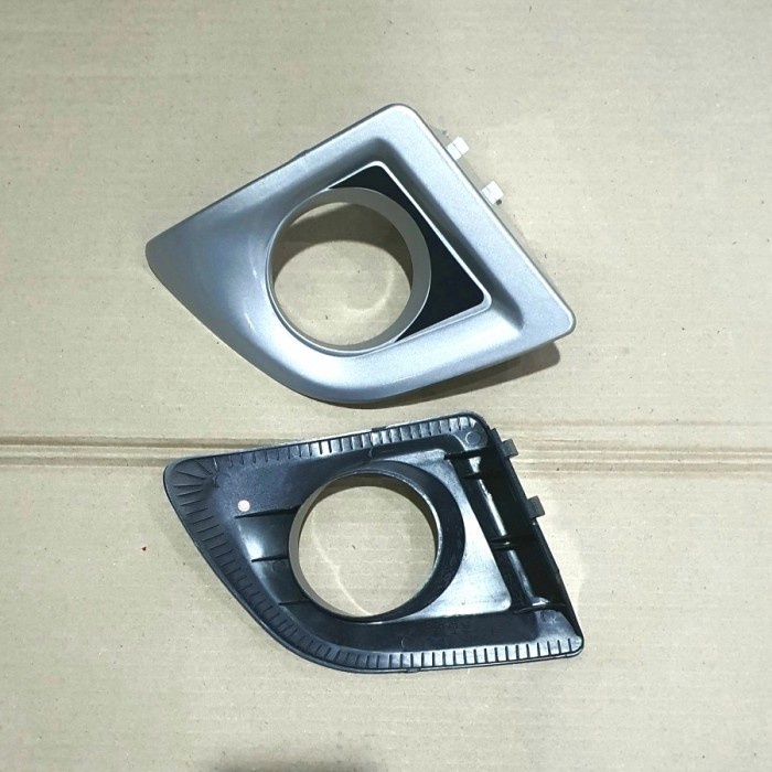 [COD] Ring Foglamp Cover Fog Lamp Silver Avanza New Vvti Tipe G 2008-2011 / Perlengkapan Variasi Mob