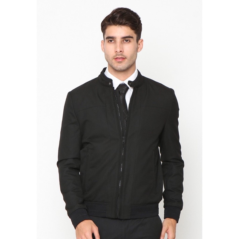 JOBB TARQUIN JAS JACKET PRIA SLIM FIT - HITAM size M