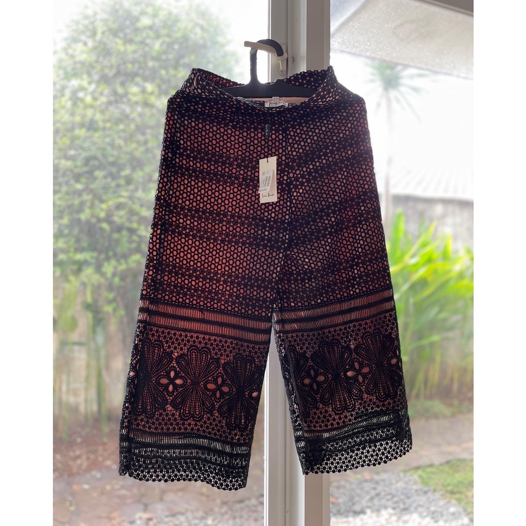 Celana Kulot Renda - Love Bonito