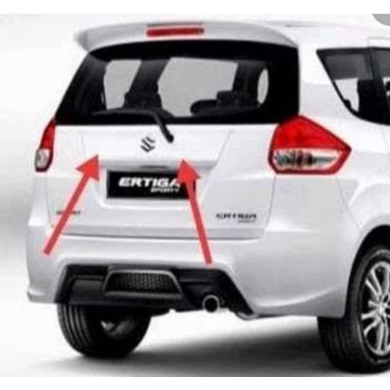 trunklid set dudukan mobil Ertiga 2014 original warna putih mutiara copotan Ertiga 2014 ori