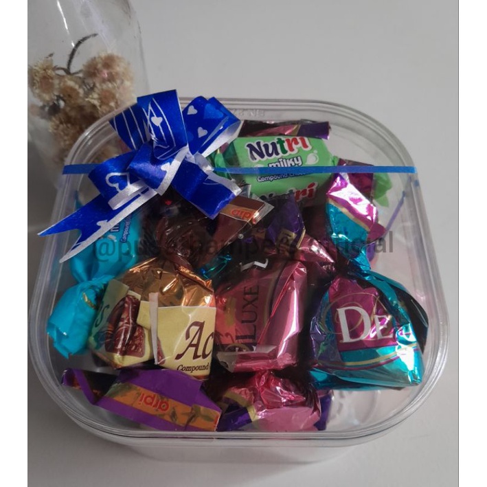 

COKLAT ARAB MIX TRUFFLE PREMIUM CEMILAN LEBARAN COKLAT/PARCEL LEBARAN