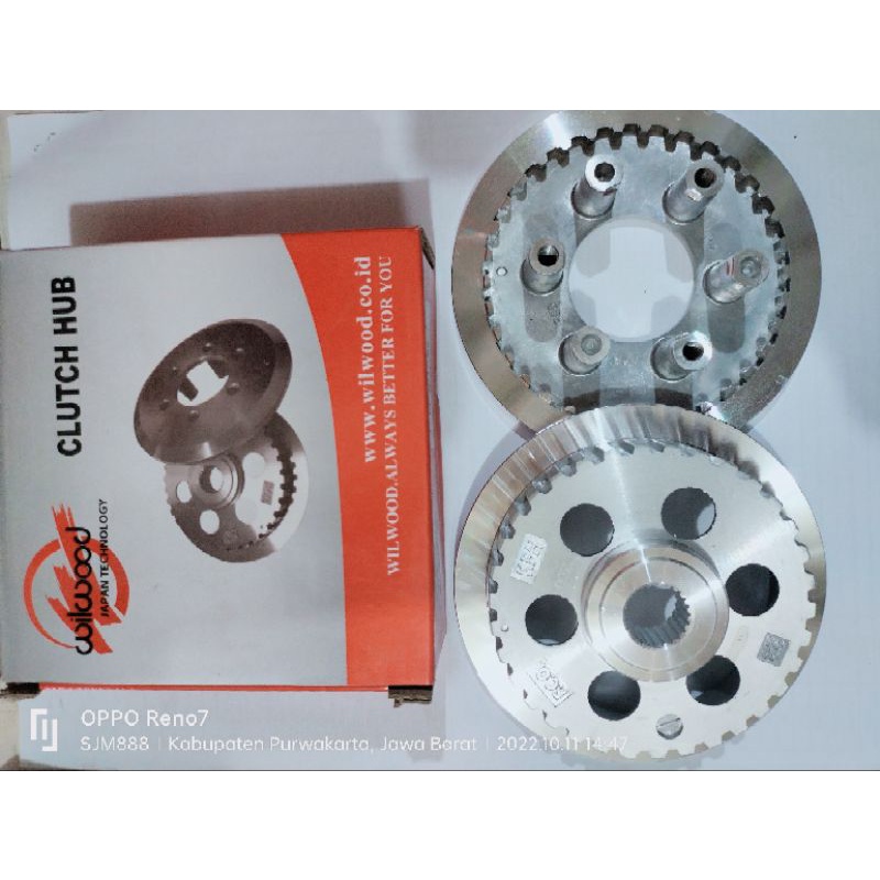 clutch center/ rumah kopling kaki 4 motor karisma