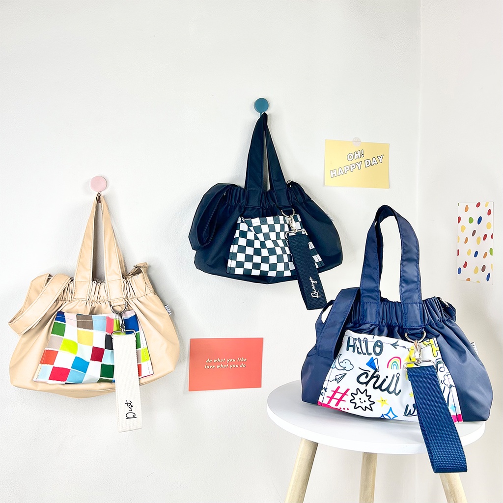 GOMU ART SERIES FOLDABLE BAG / SLINGBAG / TAS SELEMPANG ( FREE CUSTOM NAMA ) TOTE BAG / KOREAN BAG / SHOULDER BAG / TAS WANITA