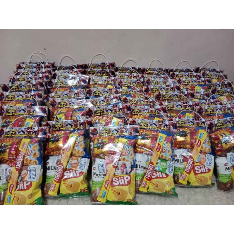 

paket snack ultah, khitan, syukuran, dll murah berkualitas