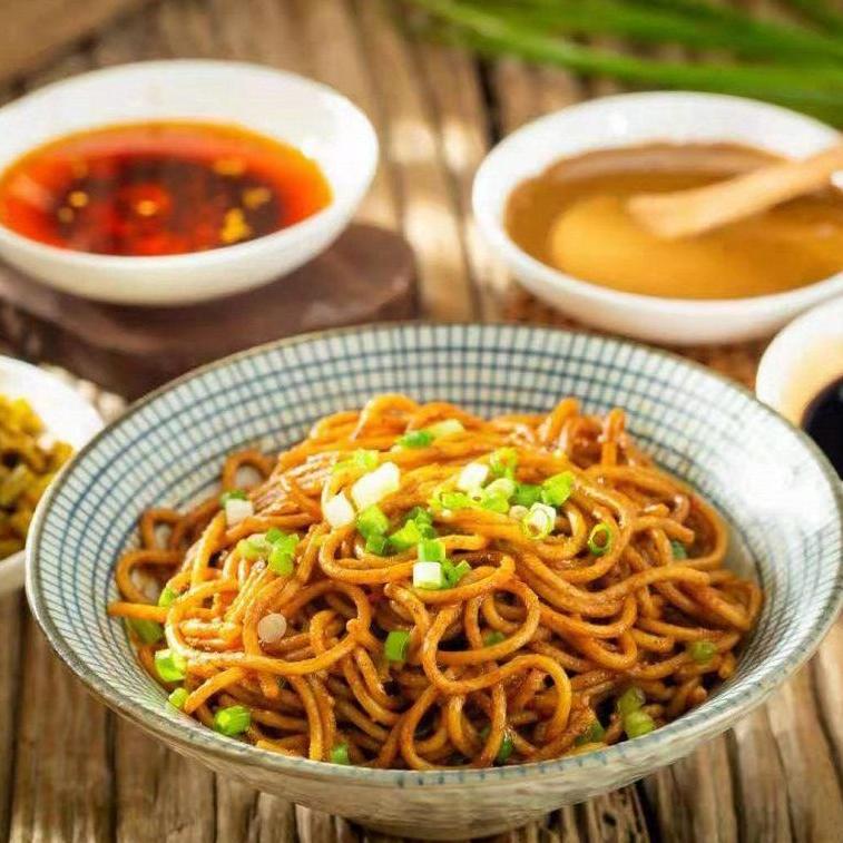 

STAR BRANDS Wuhan hot-dry noodles with sesame paste 武汉 热干面 serbuuu !