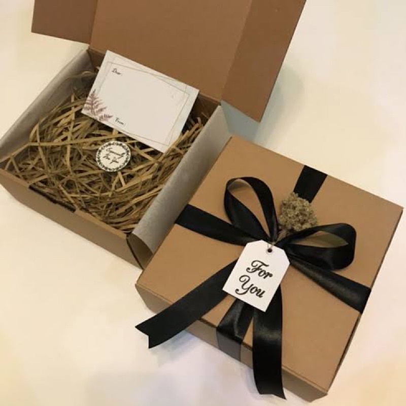 

BOX HAMPERS KOTAK KADO DUS BOX SOUVENIR