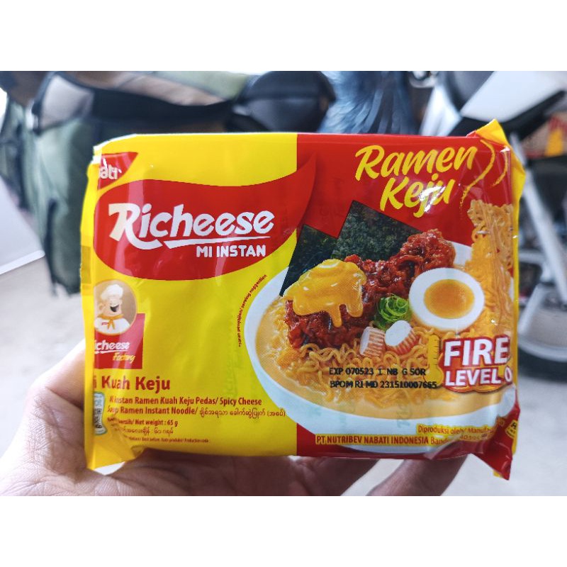 MIE RICHEESE ramen keju goreng dan kuah level 0/3/5