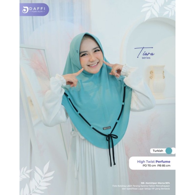TIARA Hijab Instan Dengan Aksen Depan  Berbahan Jersey High Twist Parfume