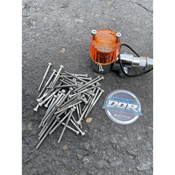 Baut L sein bulat / kotak stenlis baut L stenlis untuk sein cb