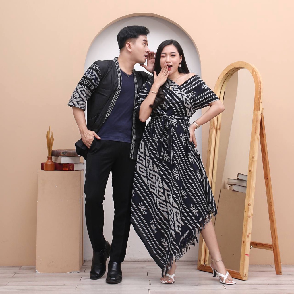 KIMONO PRIA &amp; DRESS PRINCESS TENUN TORAJA HITAM OUTFIT COUPLE TENUN KEISHAN.ID