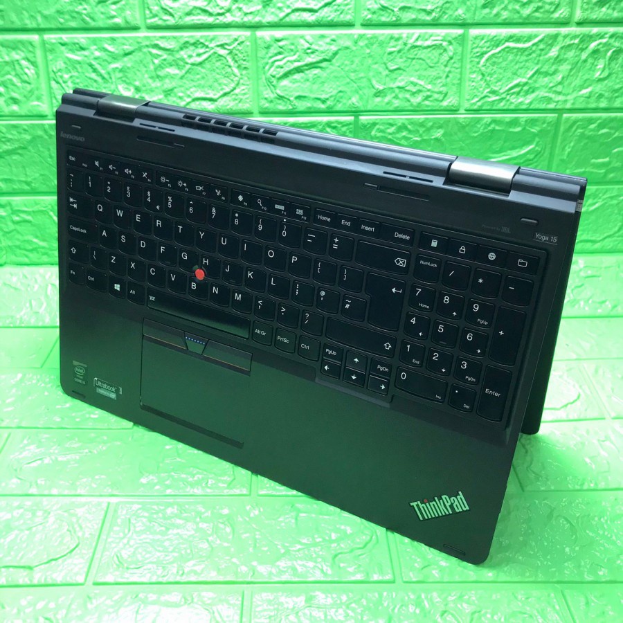 Laptop Lenovo Thinkpad Yoga 15 Touchscreen i5 Gen 5 Ram 8GB SSD 128GB SALE !!!