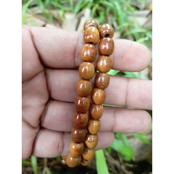 gelang kayu ulin