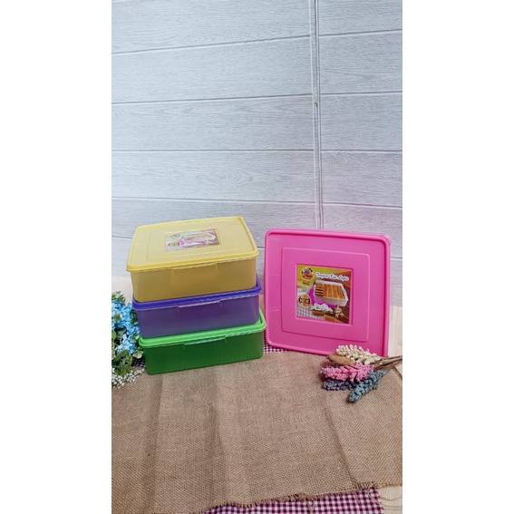 Trisula Tempat Kue Lapis / Kotak Kue Lapis Legit / Lunch Box / Ompreng Makan Plastik