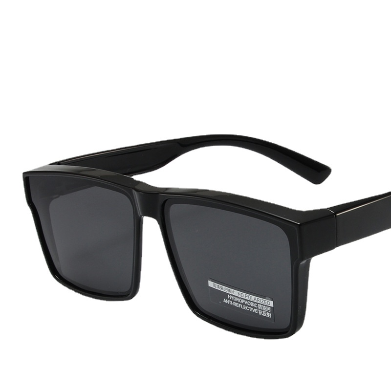 Set Kacamata Hitam Lensa Polarisasi Myopia Anti ultraviolet Untuk Pria Mengemudi