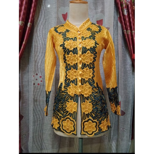 baju sulam usus khas lampung