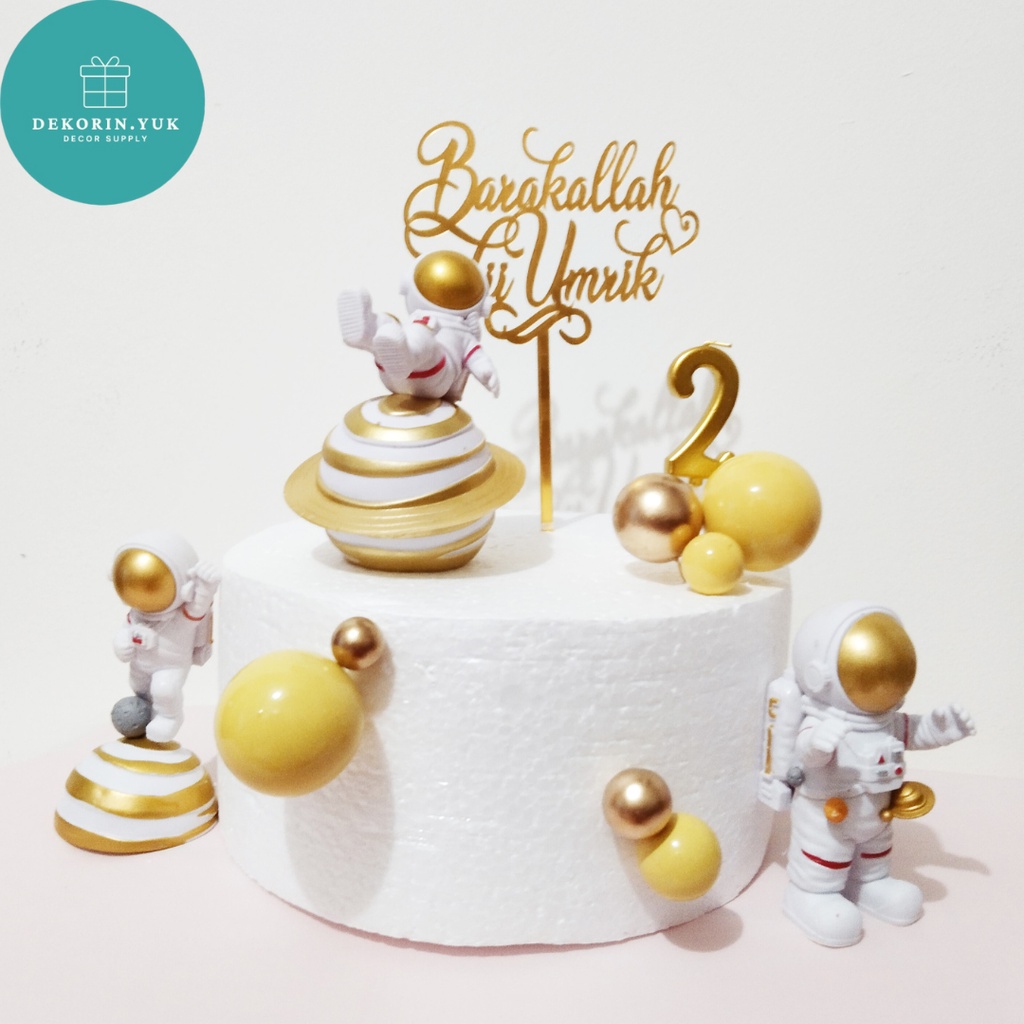 CAKE TOPPER FIGURE ASTRONOUT SPACE GALAXY HIASAN KUE LUAR ANGKASA ASTRONOT / TOPPER KUE / ASTRONOT /
