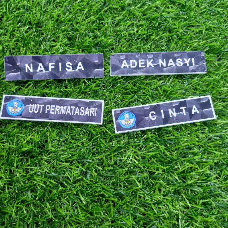 

Nama Dada Papan Nama Name Tag Grafir Acrylic