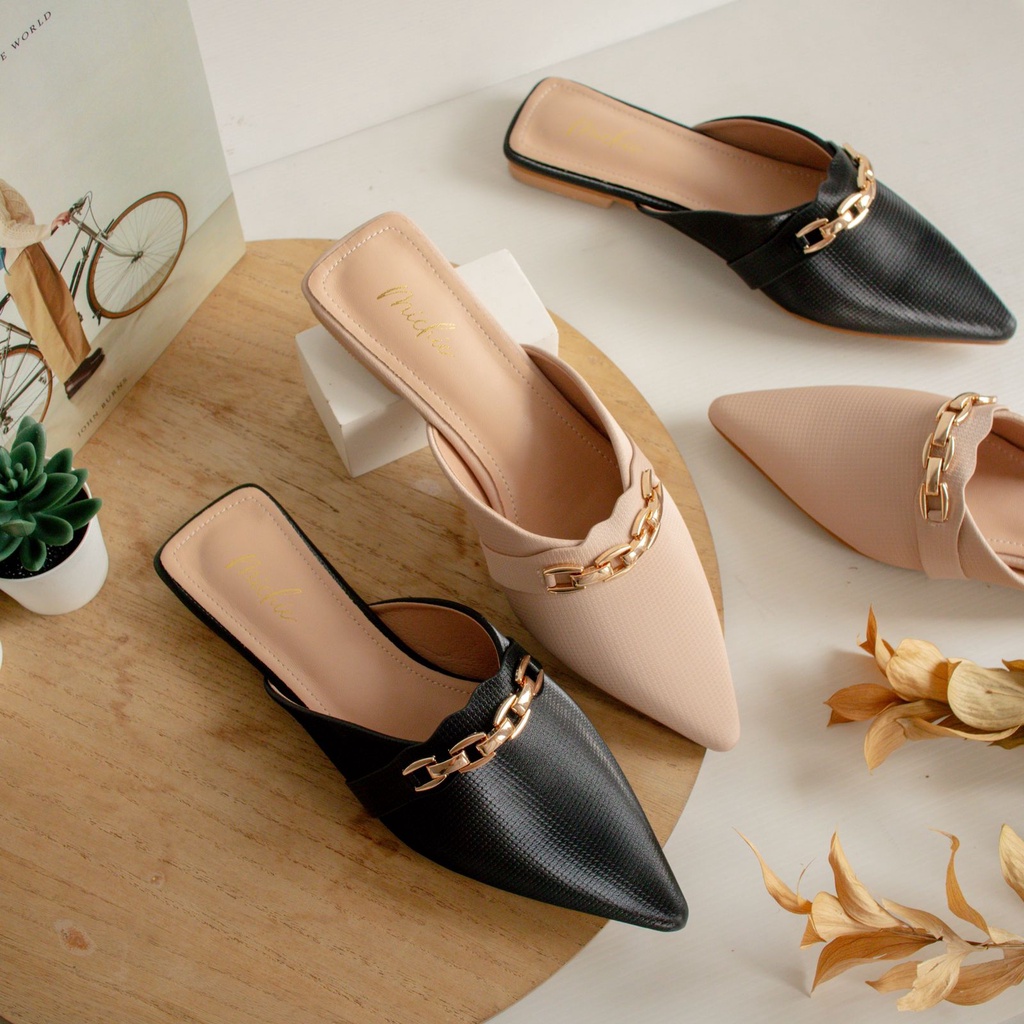 Arianna Pointy Mules