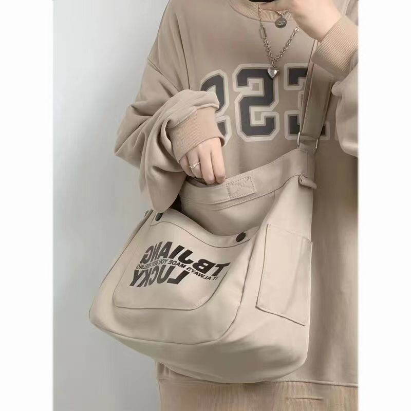 ✻Yang Xueqiu Tas Kanvas Jual Tas Wanita Musim Panas Kapasitas Besar Siswa Kelas Satu Bahu Messenger Tas Fashion Printing Tote Bag