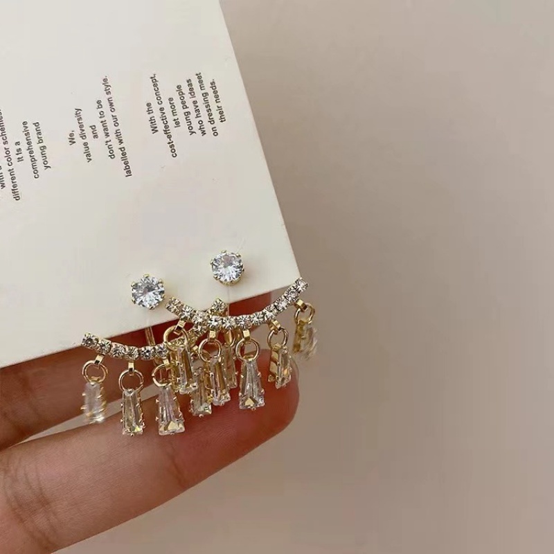 Papaozhu Elegan 14K Emas Berkilau Rumbai Kristal Anting Pernyataan Untuk Wanita Gadis Korea Menjuntai Zirkon Anting-Anting Untuk Pesta Gaun Ornamen Perhiasan Hadiah