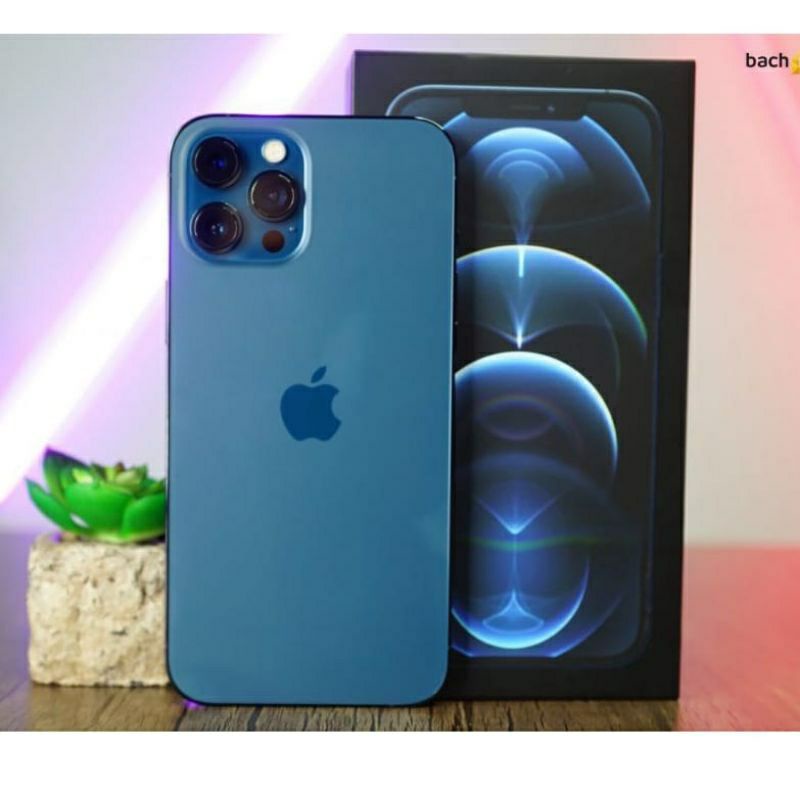 Jual promo cuci gudang iPhone 11 ram 64 GB second mulus pool set 100% Image