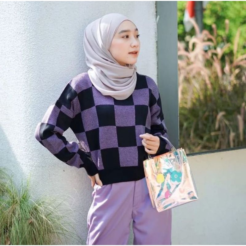 Jenni Sweater Square Motif Kotak Crop / Atasan Wanita