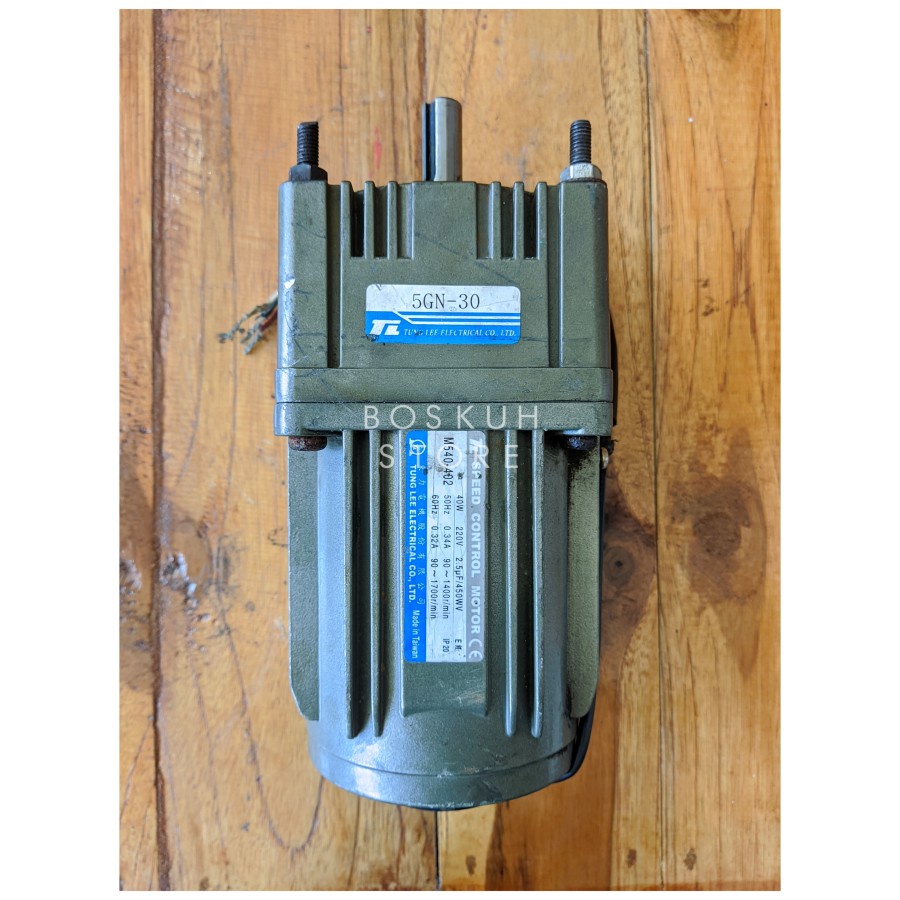 dinamo motor gearbox 40w 1:30 220v ac 56 rpm