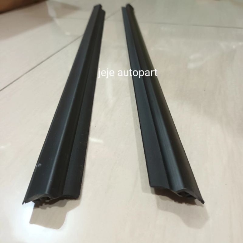 karet plipit kaca luar grand max grandmax luxio original asli