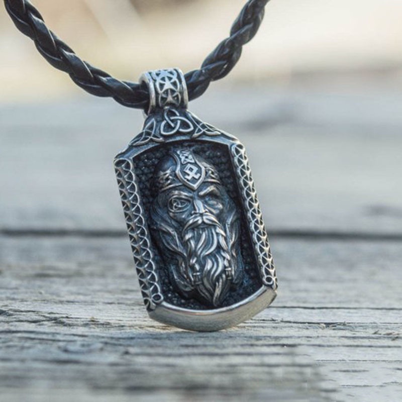 Kalung Liontin Odin Bahan Stainless Steel Lapis Silver Gaya Vintage Rock Untuk Pria