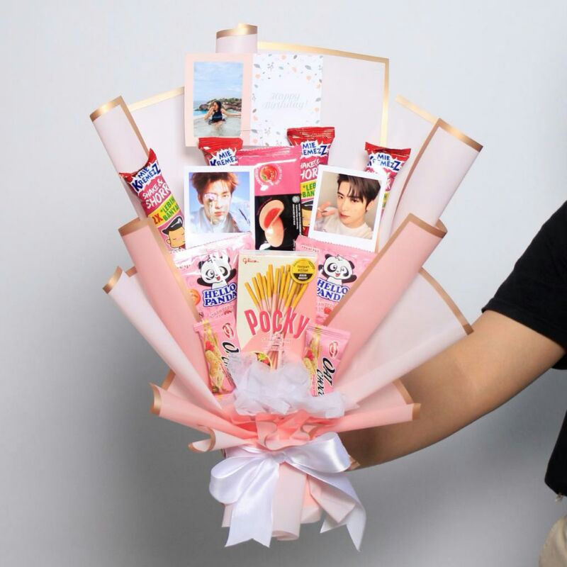 Buket Premium / Buket Snack Custom Foto / Buket Depok / Buket Kpop / Buket Custom