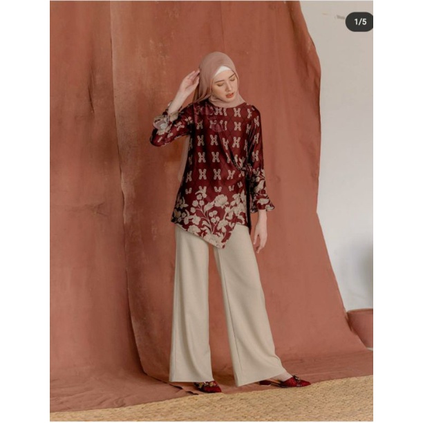 sumbawa blouse maroon wearing klamby