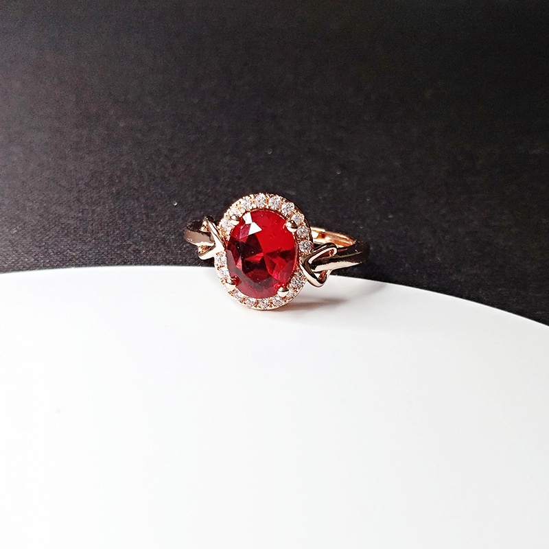 Cincin Kristal Berlian Ruby Rose Gold Bahan Titanium Steel Untuk Wanita