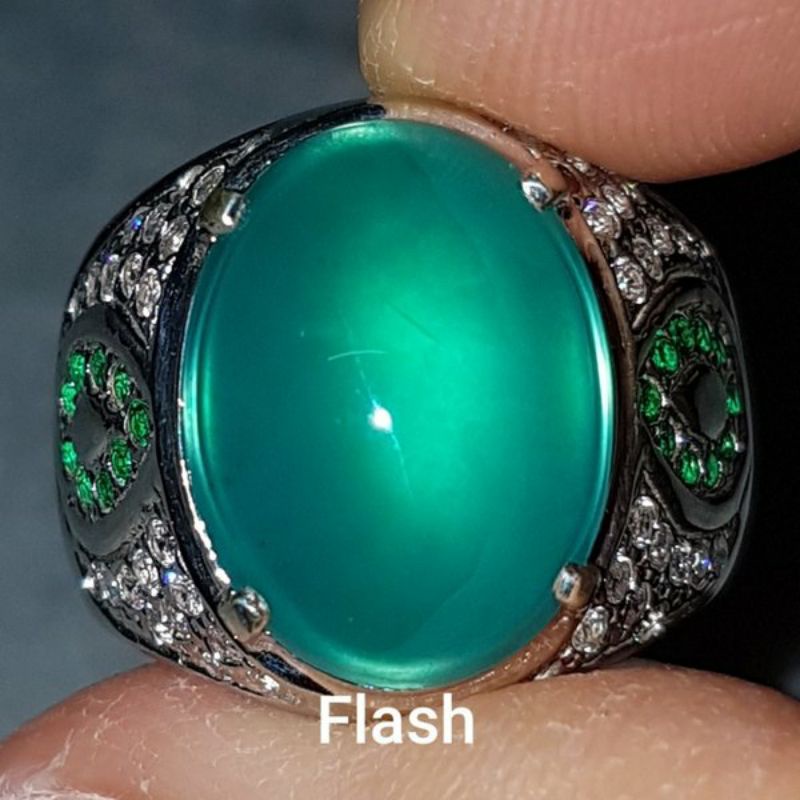 Natural Batu Bacan Doko Majiko Bluish Top Kualitas Super - Batu Mulia Permata Bacan Duko Majiko