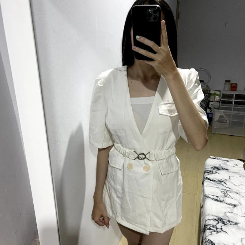 BLAZER PUTIH (PRELOVED)