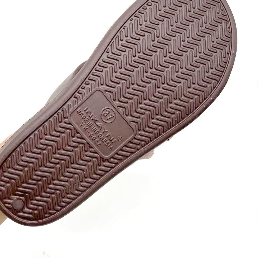 Segera Dapatkan SANDAL JEPIT PRIA DEWASA KEKINIAN TERBARU SIMPEL bahan karet ringan dipakai anti lic