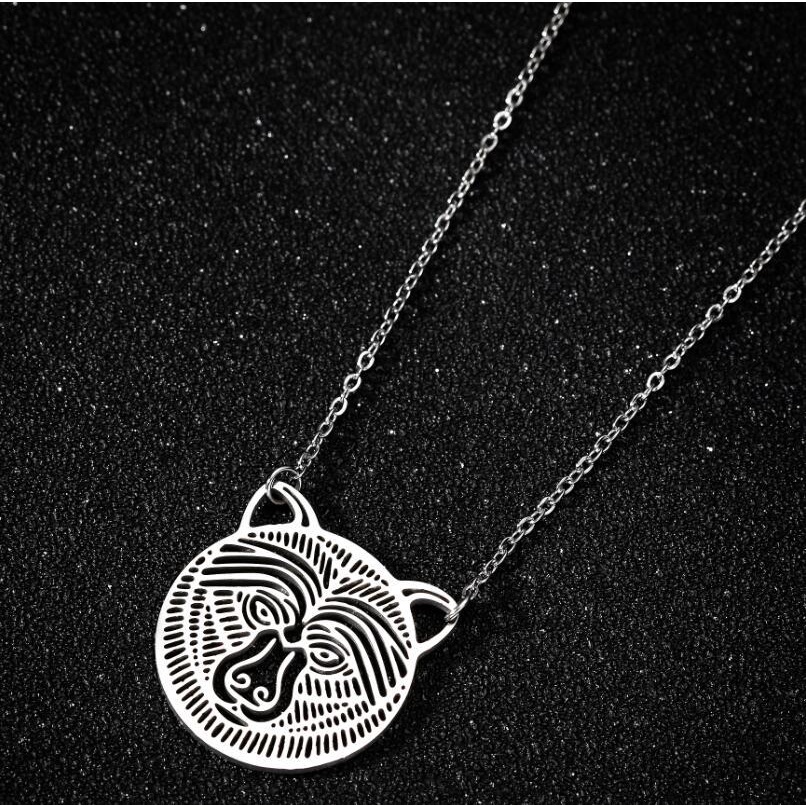 Kalung Rantai Bahan stainless steel Desain Beruang hollow Gaya vintage Eropa Amerika Untuk Wanita