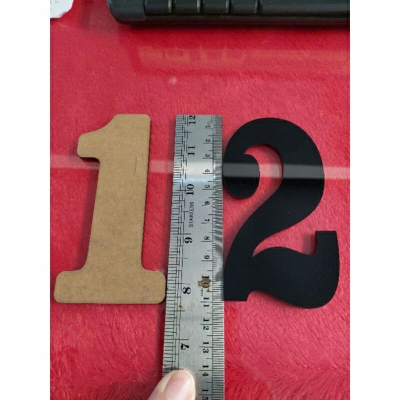 Nomor rumah angka Tinggi 11cm, Lebar 6cm (Mika akrilik)