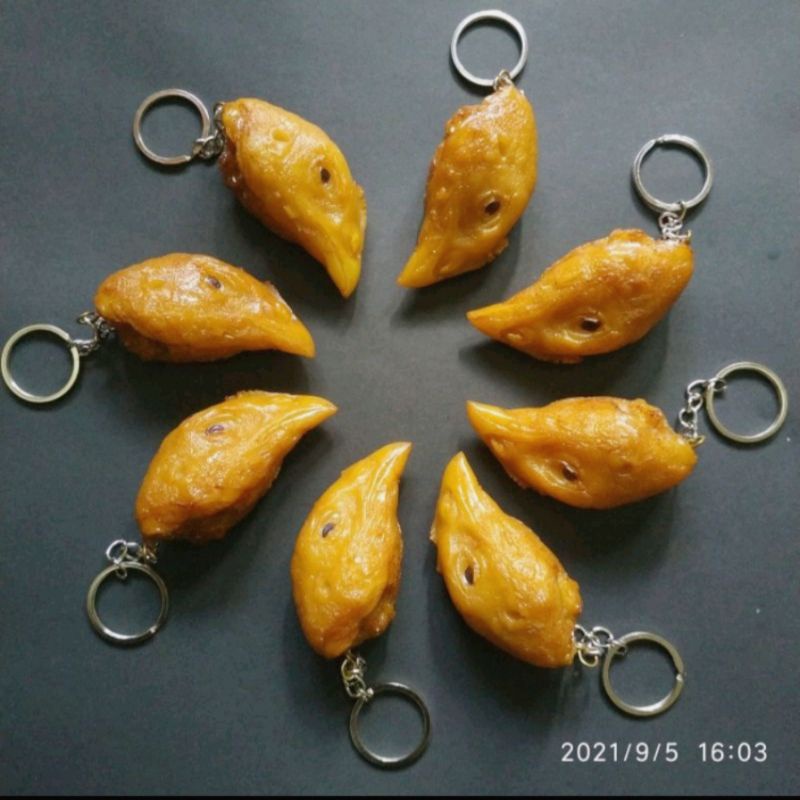 gantungan kunci unik lucu tempe ayam goreng