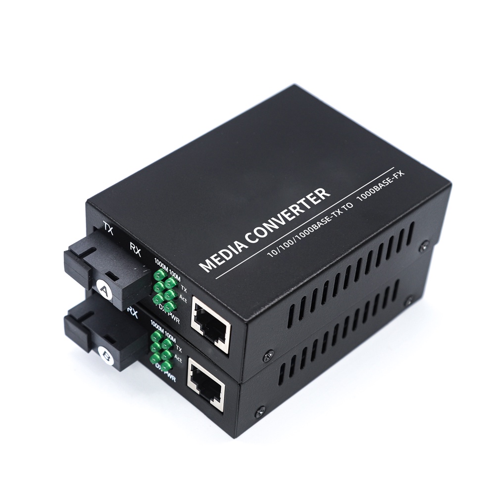 Black Converter Media Fiber Optik 100Mbps 20Km MCB100-110 ZN-1F1E side A  B dgn IC dan Adaptor Terba