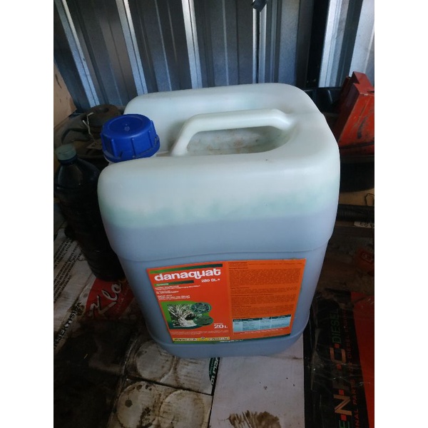 obat herbisida/obat suket/ obat pembasmi gulma ampuh