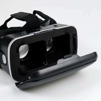 Shinecon 6.0 VR Box Virtual Reality Glasses dengan Headphone - aOMTHQNBK