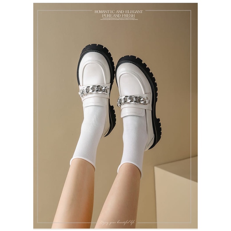 SEPATU WANITA DOCMART LOAFERS RANTAI SILVER PREMIUM JOANNA 0077