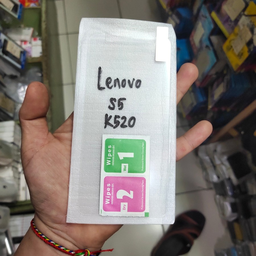 LENOVO S5 / K520 karet softcase silikon karet hitam dan tempered golira glass kaca bening mantul