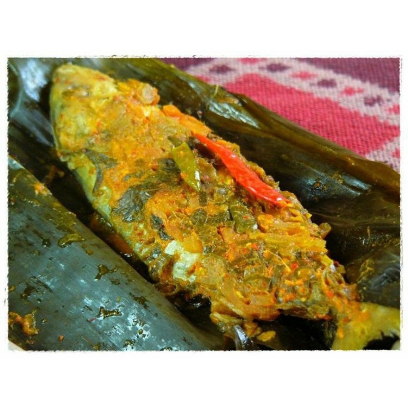 

Pepes Ikan (khusus dalam kota)