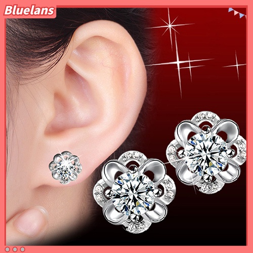 Anting Stud 925 Sterling Silver Bentuk Bunga Hollow Aksen Berlian Imitasi Untuk Wanita